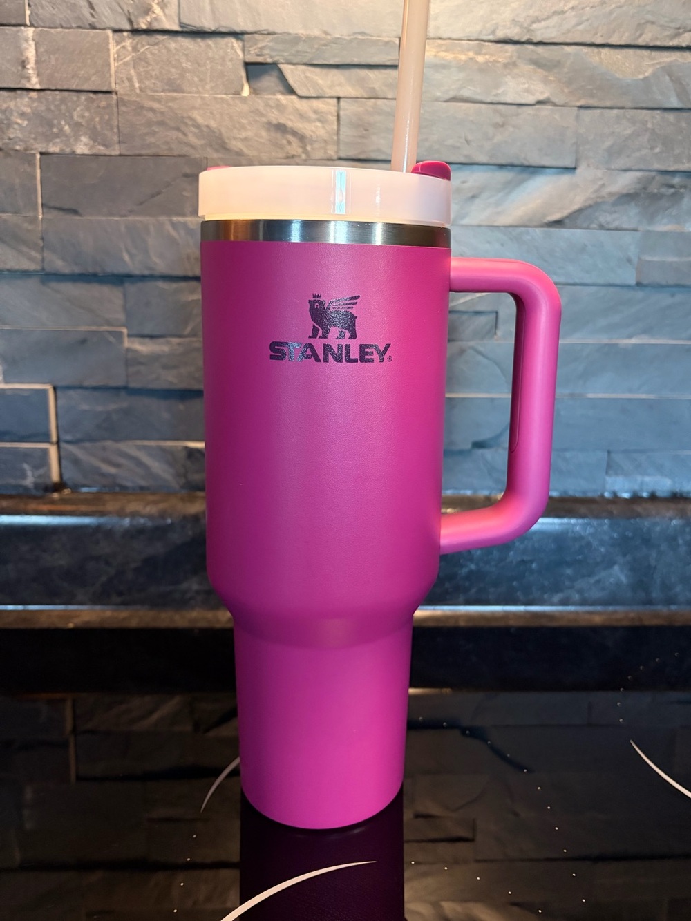 40 OZ Stanley Hot Pink Travel Tumbler with Handle and Straw🩷